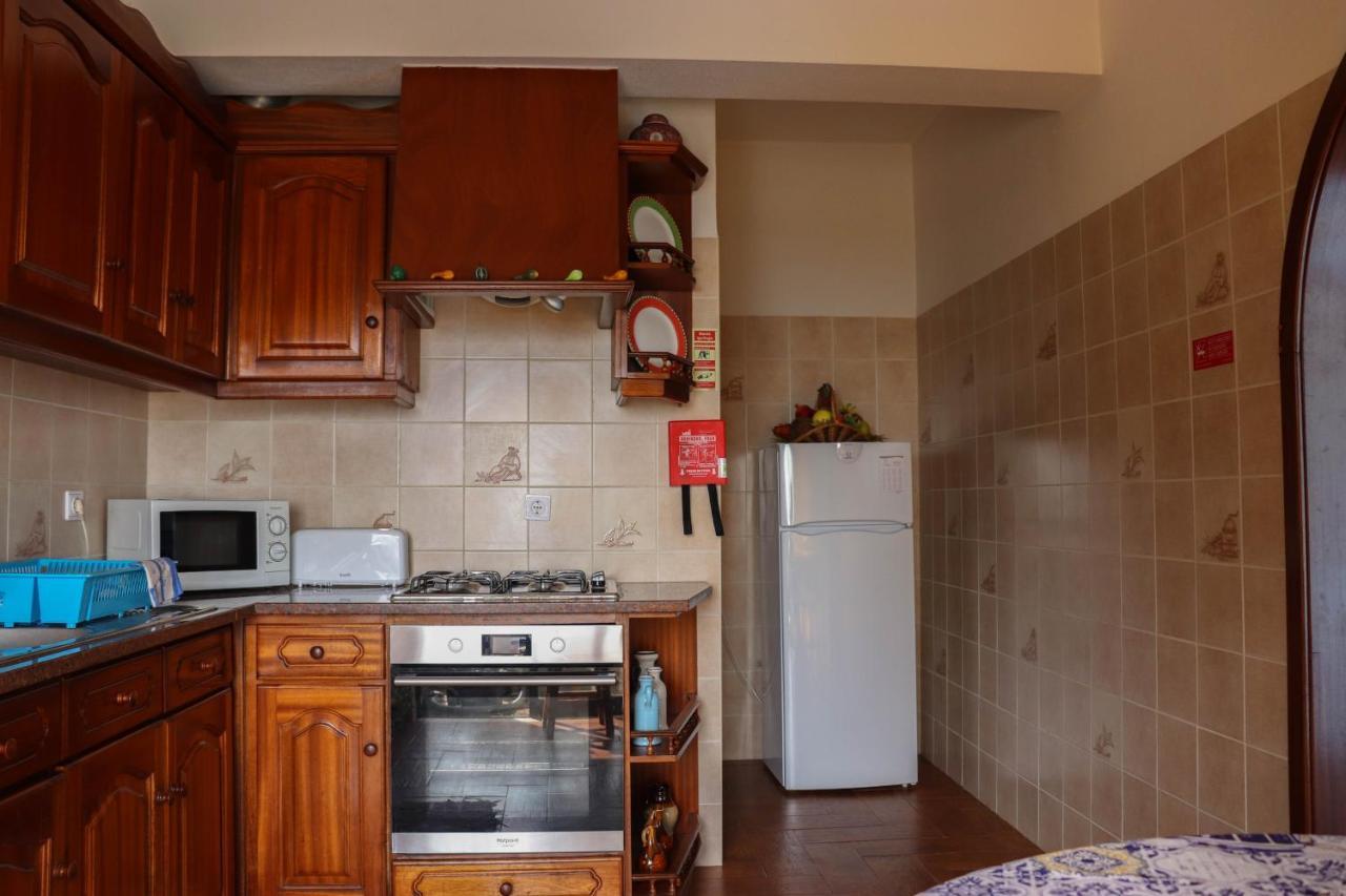 נאזרה Apartamento Com Vista Mar מראה חיצוני תמונה